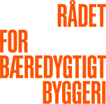 Orange logo med teksten »Rådet for Bæredygtigt Byggeri« fordelt på fire linjer