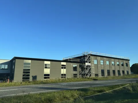 Entreprenørens eget hus