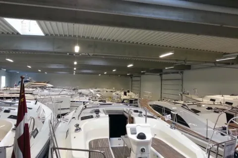 Floor/Lund Marine