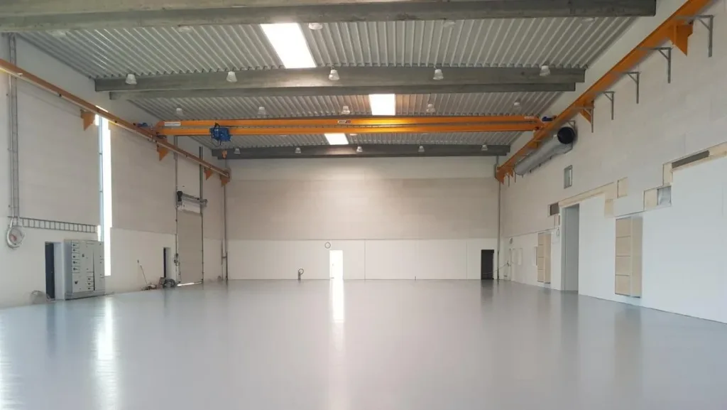 Hero Gears, Ishøj