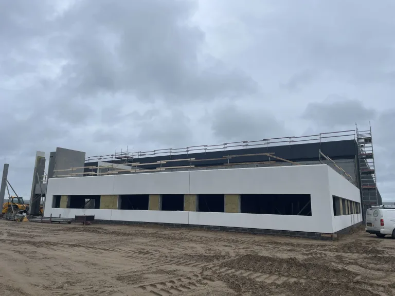 Gode nyheder fra byggepladsen hos Simpson Strong-Tie i Horsens!